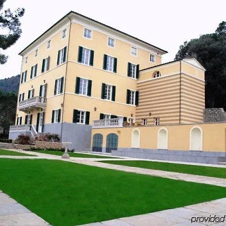 Casanova 5* Lucca